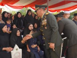 Tangis Haru Iringi Pemakaman Mayor Zulmi, Prajurit Berprestasi TNI