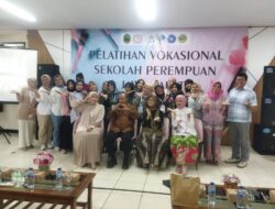 Sekolah Perempuan Jabar Buka Pelatihan Tata Rias, Dorong Pemberdayaan dan Kemandirian Ekonomi Perempuan